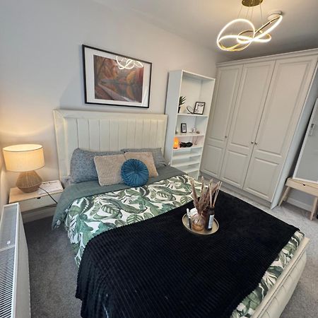 Modern Double & Single Room With Cozy Vibes Athy Exterior photo