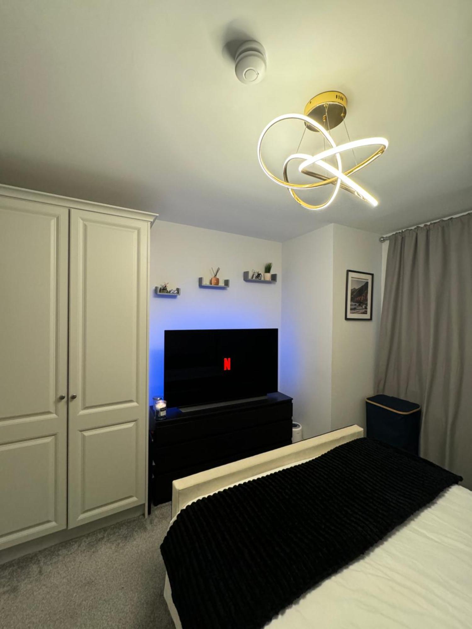 Modern Double & Single Room With Cozy Vibes Athy Exterior photo